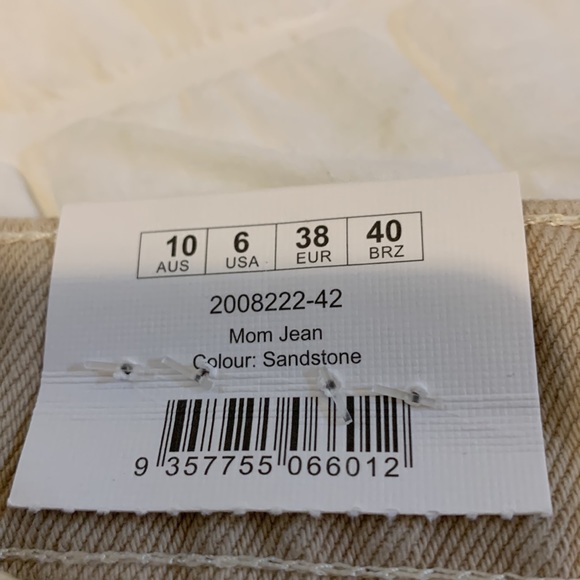 Cotton On tan Mom Jeans - Picture 4 of 5